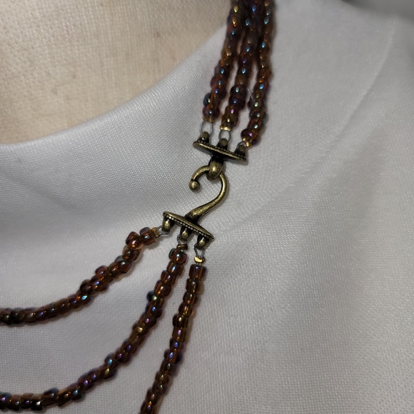 Brown Drop Shell Necklace - Picture 3 of 3